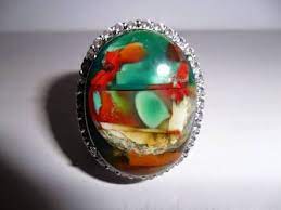 Ada yang menarik pusaka itu dengan ritual merapal mantra dan wiridan. Ciri Batu Akik Yang Mempunyai Khodam Andro Klik