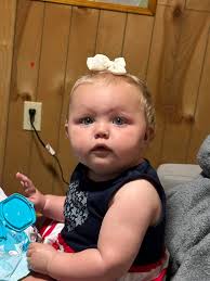 She is so pretty just like her mom ❤