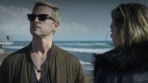 Patrick dempsey and alessandro borghi talk about their new tv show, devils, and the challehnges of being on this project. Sun Glasses Aureliano Adami Alessandro Borghi In Suburra S01e10 Spotern