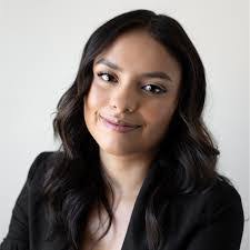 Aileen Ayala's Instagram, Twitter & Facebook