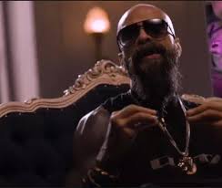 Juan Carlos García on X: Media humanidad escandalizada por lo explícito del  video Piensa en Mi, de Babo, de Cartel de Santa, y a mi lo que me causó  gracia que dice “