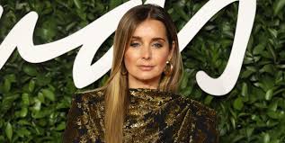 Emilia clarke has joined celebrity dating app raya, although one source claims she's already given up after a short stint on the app as it wasn't what she hoped it would be. Louise Redknapp Reveals Harsh Rejection After Meeting Man On Dating App