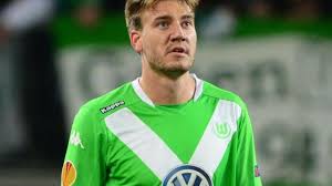 National team career # national team debut ; Der Lord Spricht Bendtner Macht Sich Uber Wolfsburg Lustig Augsburger Allgemeine