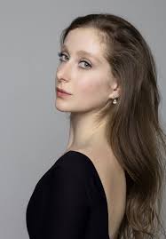 Biography author matching "lovely" (Sorted by Popularity Ascending)