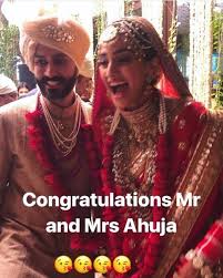 Today, a grand mehendi ceremony has been organized by the. Sonam Kapoor And Anand Ahuja Wedding Inside Pictures Happiness Is All That Matters