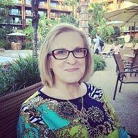 Pamela Lange's Instagram, Twitter & Facebook