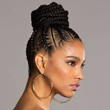 Frisuren 2020 Hochzeitsfrisuren Nageldesign 2020 Kurze Frisuren In 2020 Natural Hair Styles Natural Hair Braids Natural Bun Hairstyles