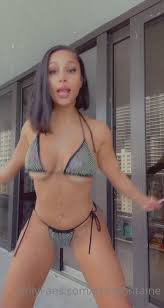 Erica F - Thothub