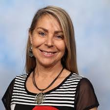 Desiree Purcell's Instagram, Twitter & Facebook