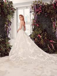 Spring 2020 bridal fashion week is open. Top Wedding Dress Trends For 2020 Beacon Lane