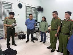 Khám xét khẩn cấp nơi ở, khởi tố Đỗ Thị Thu Hường và đồng bọn ...