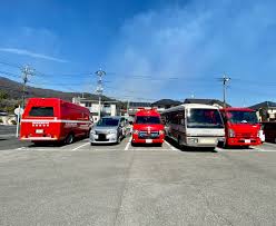 火炭（山尾街）公共運輸交匯處（fo tan (shan mei street) public transport interchange），又稱「火炭巴士總站」（fo tan bus terminus），位於新界沙田區火炭山尾街火炭第16b區火炭東熟食市場旁、穗輝工廠大廈對面，乃一露. Bskyzigc Tqvvm