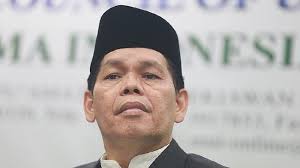 Fpi mengusung pandangan islam konservatif, memiliki basis massa yang sangat signifikan dan menjadi penggerak pada beberapa aksi pergerakan umat islam di indonesia. Mui Soal Pembubaran Fpi Bina Dengan Merangkul Bukan Memukul