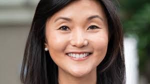 Genevieve Scott's Instagram, Twitter & Facebook