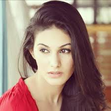 She was born in mumbai, maharashtra, india. Amyra Dastur Family Photos Father Husband Age Height