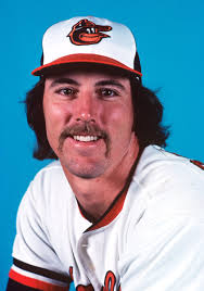 Arthur Rhodes, a notable left-handed pitcher