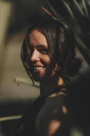 Renee Batchelor's Instagram, Twitter & Facebook