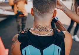 13,158 likes · 18 talking about this. Maluma Via Instagram Stories Hair And Beard Styles Haircut Designs Haircuts For Men