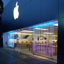 Apple Store Led Animated Window Displays Shop Window Design Window Display Window Light