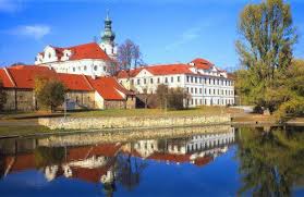 6 maja 20198 października 2019 fajnepodroze brak komentarzy czechy. Najciekawsze Klasztory W Czechach Podroze I Rekreacja Turystyka Artykuly Dzial Turystyka Student News