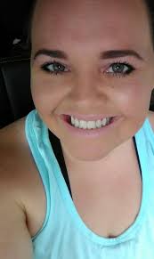 Simply getting through the day with MS symptoms can be a challenge. Is it  worth it to include a daily makeup routine? “It is if it makes you feel  good,” says makeup