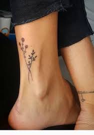 60 Simple Small Tattoos Designs For Women In 2020 Tattoo Designs For Women Ankle Tattoo Small Small Tattoos Simple