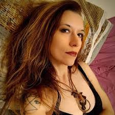 Elena Ferri's Instagram, Twitter & Facebook