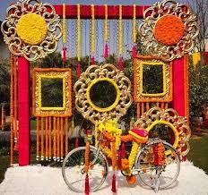 What Are Some Creative Low Budget Indian Hindu Wedding Ideas Quora Desi Wedding Decor Indian Wedding Decorations Mehendi Decor Ideas