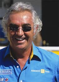 Italian businessman flavio briatore is reportedly looking to sell an exclusive beach hotel property he owns in kenya. Flavio Briatore Mit Zuversicht Fur 2004