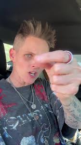 Say anything. @Ana Pac @Vanessa Marcil #loveliesandvideotape #airport