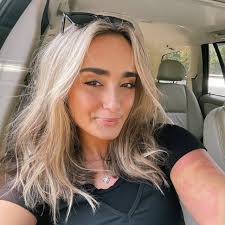 molly campbell (@molly.campbell5) • Threads, Say more