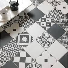 Quadrate, esagonali, romboidale, senza contare i prodotti con bordini, finiture e disegni particolari. Piastrella Gatsby 20 X 20 Cm Sp 8 2 Mm Pei 4 5 Bianco Prezzo Online Leroy Merlin Piastrelle Gatsby Arredamento Ingresso Design