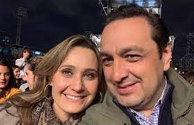 Inés María Zabaraín competirá contra su esposo desde el set de RCN