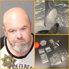 Early this morning, our graveyard North Valley Command deputies made a  significant arrest at the intersection of Edith and Montano. During a  routine traffic stop, deputies encountered Erik Johnson driving a vehicle