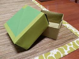 Prenez un carré de papier cartonné de la même taille que le premier et supprimez 8 mm dans le sens de la longueur et 8 mm dans le sens de la largeur. Schemas Et Descriptions Handskill Ru