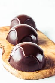 Pin On Hodgepodge Of Sweet Desserts Maple Bacon Crisp Pies Tarts Fried Ice Cream Cajun Brownie Bayou Pie Funnel Cake Banana Dishes Cheesecake Smoothies Cakes Sorbet Brownie