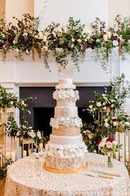 Edible flowers were especially popular during the victorian era where they were commonly used for additional seasoning and garnish. Wedding Cake Photos Edible Art Bakery Desert Cafe