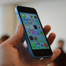 Apple iPhone 5c hands-on: the new ...