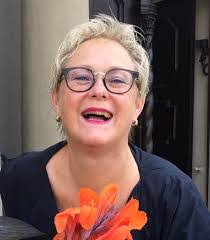 Marianne Mohr's Instagram, Twitter & Facebook