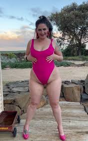 Retro Babe Huge Squirt on the Pool Table Big Hair, Pink G-String Leotard  Clad Poppy, Shows off Her Thick Body for You to Admire. ft. Princess Poppy:  Squirting, High Heels, Female Masturbation, ...