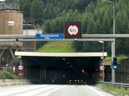 Dieses kinderhotel in kärnten, österreich bietet alles, was das urlauberherz begehrt: Katschbergtunnel Rennweg Am Katschberg Sankt Michael Im Lungau 1974 Structurae