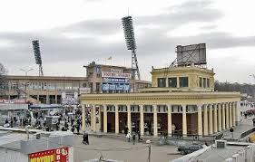 Вид при выходе из северного вестибюля станции метро «динамо», июнь 2016 года Elektrik Dinamo Vyzov 0 Rublej