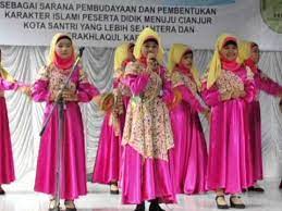Tanpa adanya desain baju, mode seolah hambar. 20 Ide Model Baju Qasidah Modern Maria Space