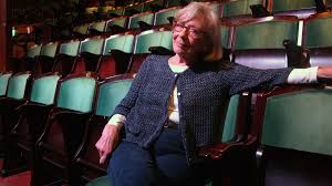 Karin Falck - TV-drottningen 6 januari 2016 kl 10.03 - Svenska ikoner |  Sveriges Radio