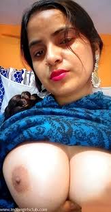 Big Boobs Beautiful Indian Babe Nude Sex - Indian Girls Club
