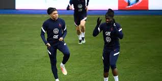 Il y a une semaine, les serbes de bosnie avaient déjà défié l'héritage des accords de dayton par un référendum nationaliste. Eub2yua4cahvgm