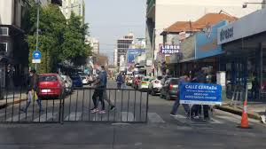 Siempre cumpliendo con el pedido de nuestro conductor sergio. Abren Los Comercios De Cercania En Lomas De Zamora Inforegion