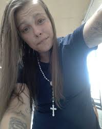 What's up 😊 good morning talk to me if u like me 🥰 from Cincinnati