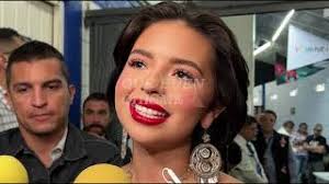 Mentiras, la serie: un apasionado beso entre Belinda y Regina Blandón y un  guiño a ÁngelaAguilar, los mejores momentos