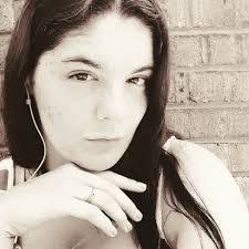 Samantha Bonham's Instagram, Twitter & Facebook